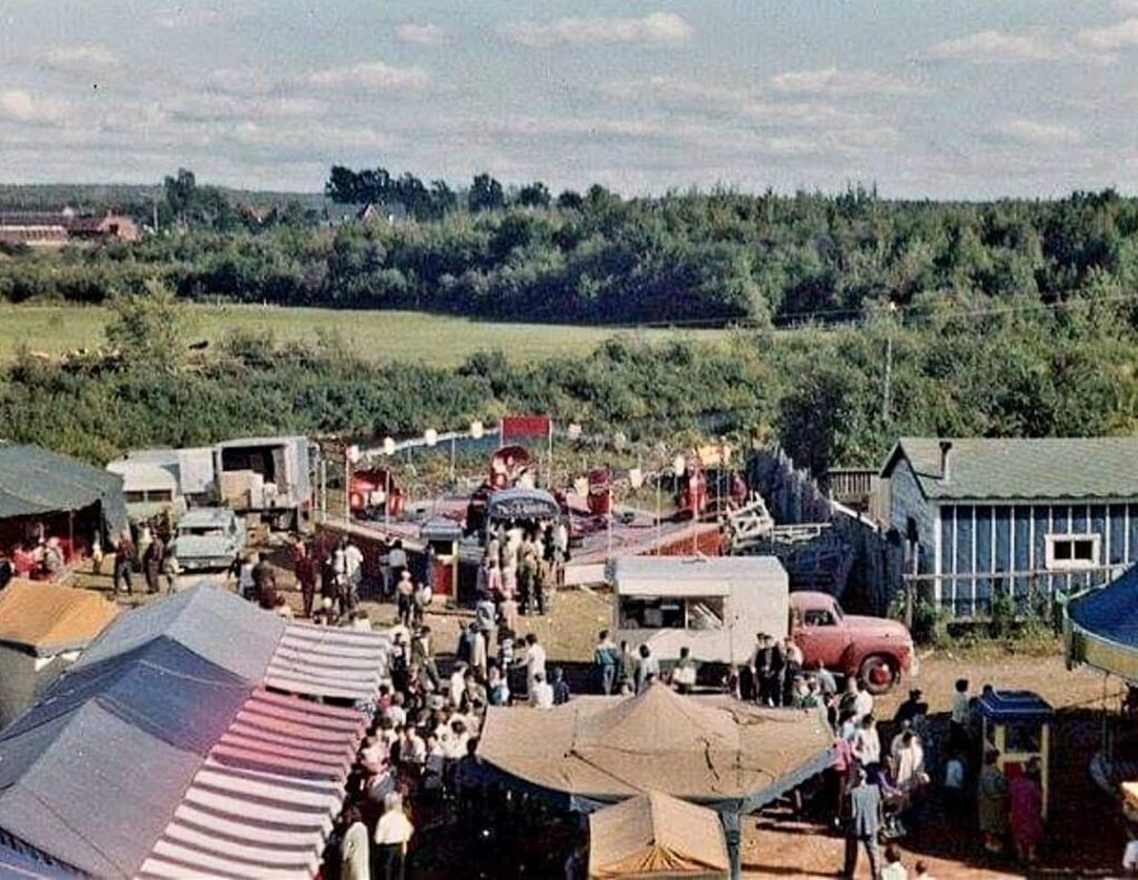 Cumberland County Exhibition Midway, mid-1960s. Photo: Phil Smith.